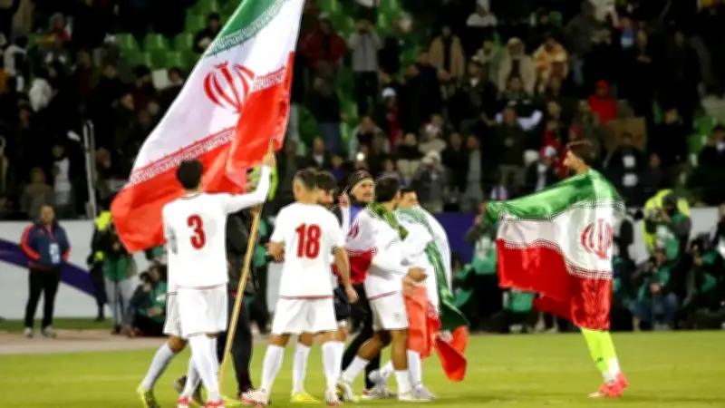 ইরান-ইসরায়েল সংঘাত ও অভ্যন্তরীণ চ্যালেঞ্জ: বিশ্বকাপ অনিশ্চয়তা থেকে হটলাইন পর্যন্ত