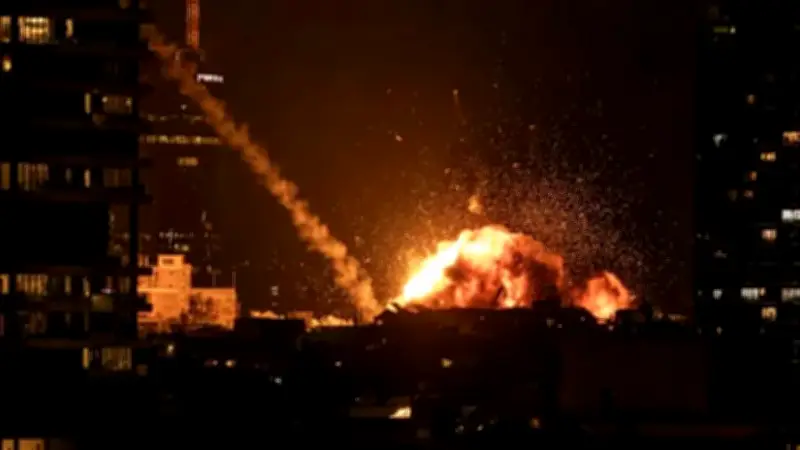 ইরানে ভূমিকম্পে মৃত্যু সাড়ে পাঁচশ ছাড়িয়েছে, বিশ্বকাপ নিয়ে অনিশ্চয়তা