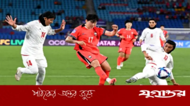 যুদ্ধবিধ্বস্ত ইরানের নারী ফুটবলারদের হৃদয় জয়: এশিয়ান কাপে পরাজয়েও করতালি
