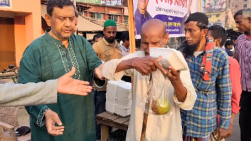 ময়মনসিংহে হারুন অর রশিদের উদ্যোগে প্রতিদিন ১ হাজারের বেশি মানুষের বিনামূল্যে ইফতার