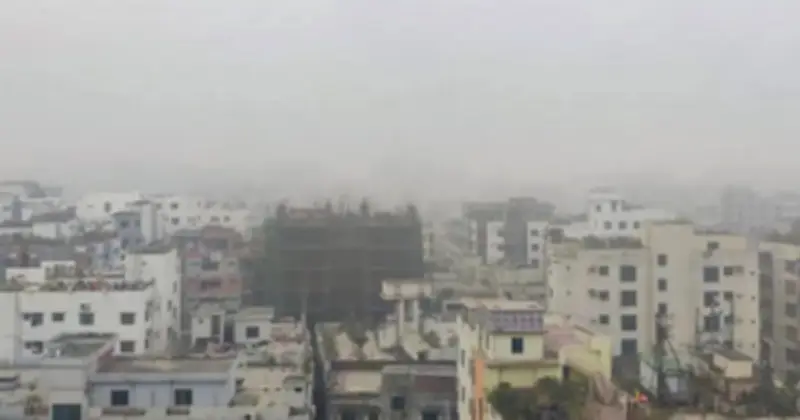 ঢাকার আকাশে মেঘলা আবহাওয়া, তাপমাত্রা স্থিতিশীল ২৩.৩ ডিগ্রি সেলসিয়াস