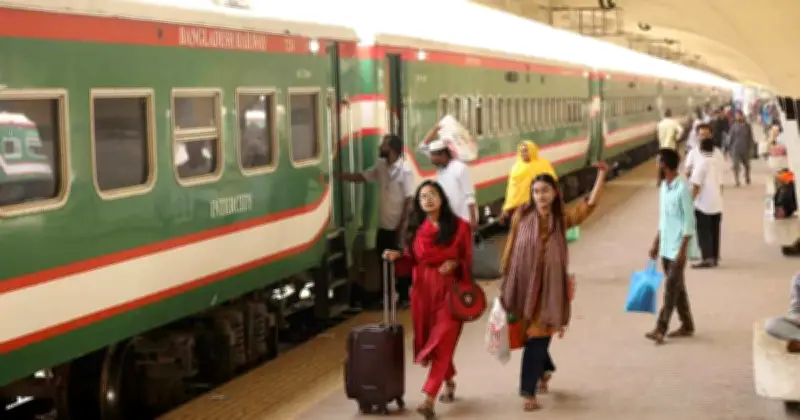 ঈদযাত্রায় ১৪ দিন আগে ট্রেন টিকিট বিক্রি শুরু, ভুয়া লিংকের বিরুদ্ধে কঠোর সতর্কতা
