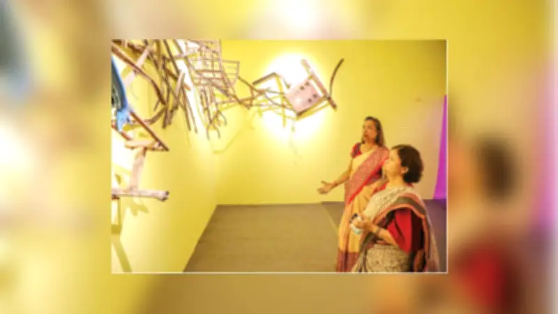 প্রথম আলো ভবনে হামলার ধ্বংসস্তূপে 'আলো' শিল্প প্রদর্শনী শেষ, দর্শকদের ক্ষোভ ও বিচার দাবি