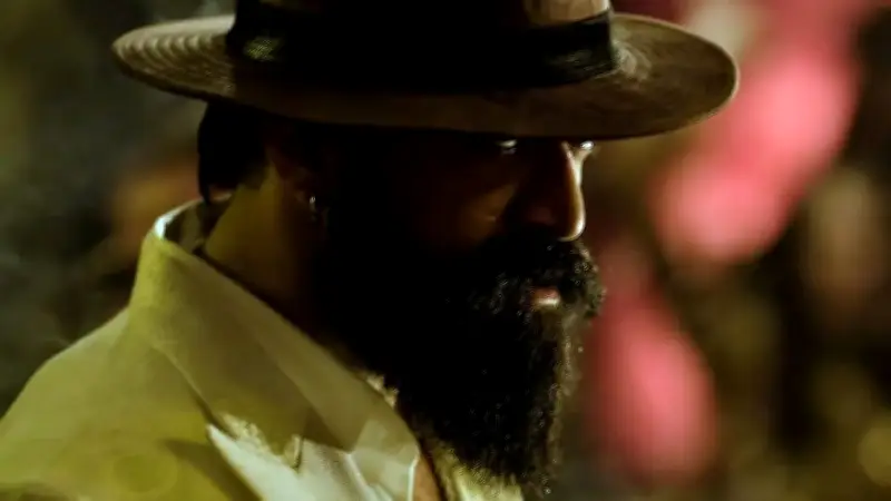 ‘টক্সিক’ সিনেমায় যশ: মুক্তির আগেই ৬০০ কোটি রুপি আয়, প্যান ইন্ডিয়া কৌশলের সাফল্য