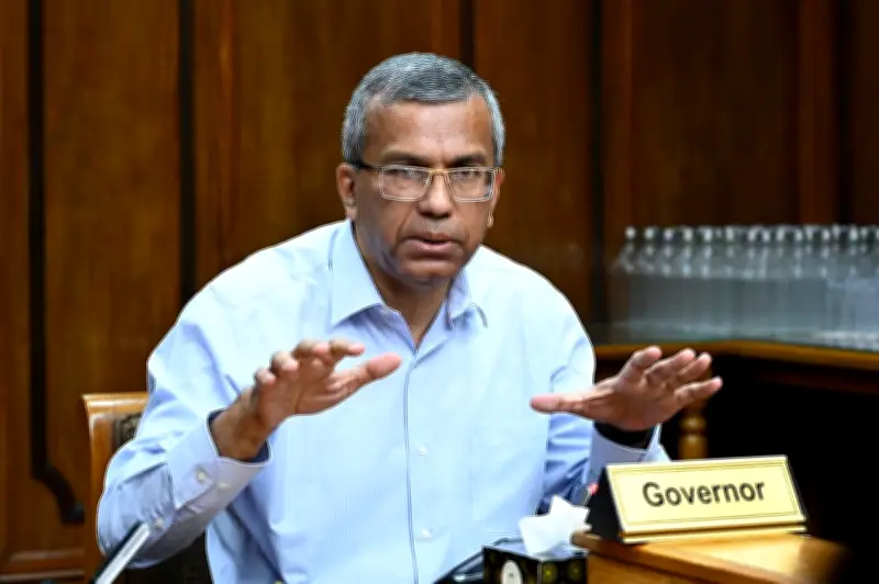 ব্যাংক একীভূতকরণ চলমান রাখার ঘোষণা দিলেন বাংলাদেশ ব্যাংকের গভর্নর মোস্তাকুর রহমান