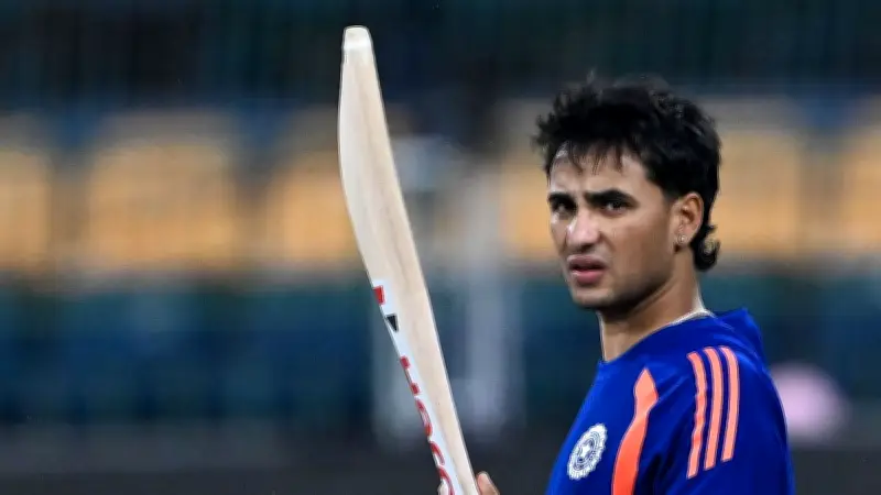 বিশ্বকাপে অভিষেকের সংকট, পন্টিংয়ের আশার বাণী: সেমিফাইনালে কি জেগে উঠবে তার ব্যাট?