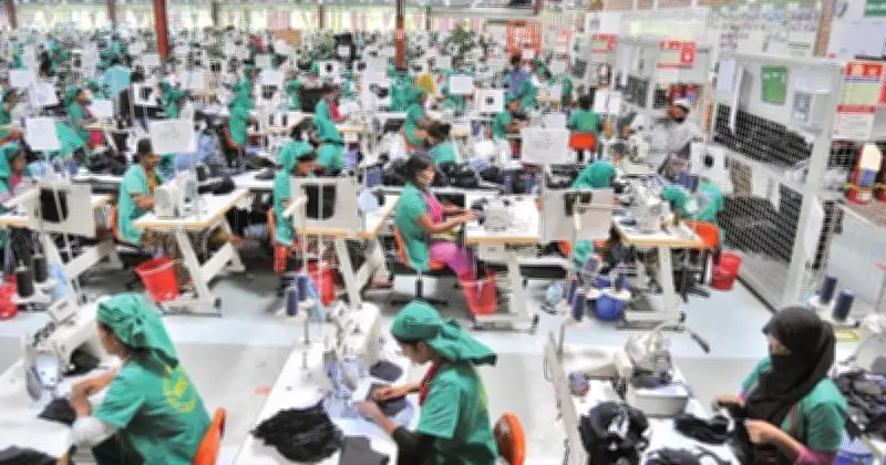 রফতানি আয়ে টানা পতন, মধ্যপ্রাচ্য সংঘাতে নতুন ঝুঁকি