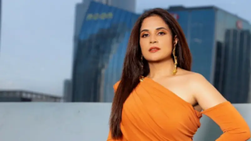 রিচা চাড্ডার আহ্বান: স্বাধীন নির্মাতাদের সঙ্গে কাজ করতে চান, শেয়ার করেছেন ক্যারিয়ারের শিক্ষা