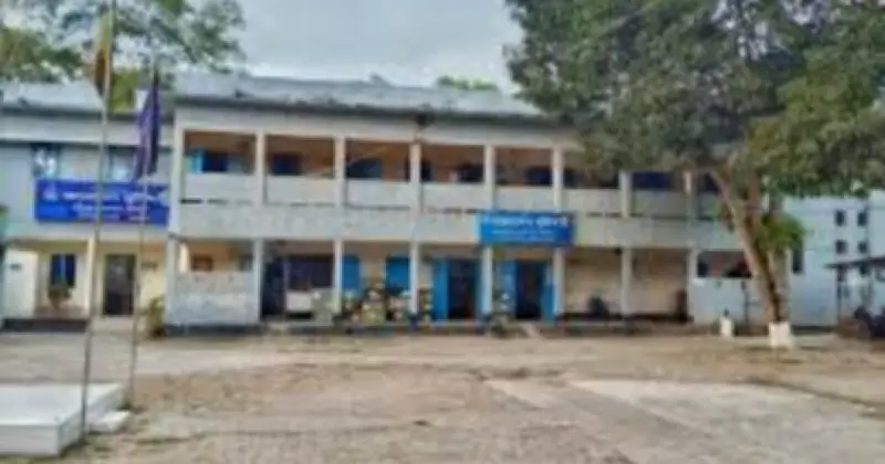 বরিশালে ফায়ার সার্ভিস সদস্যের মৃত্যু: অজ্ঞাত গাড়ির ধাক্কায় নিহত প্রান্ত মন্ডল