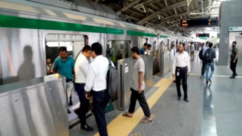 মেট্রোরেলসহ সব ট্রেনে শিক্ষার্থী-প্রতিবন্ধীদের ভাড়া ছাড়ের ঘোষণা দিলেন প্রতিমন্ত্রী