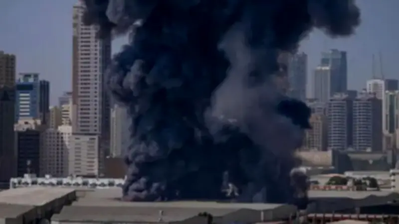 সৌদি আরবে মার্কিন গোয়েন্দা স্টেশনে ড্রোন হামলা, যুক্তরাজ্য ৪ দেশের শিক্ষার্থীদের ভিসা দেবে না