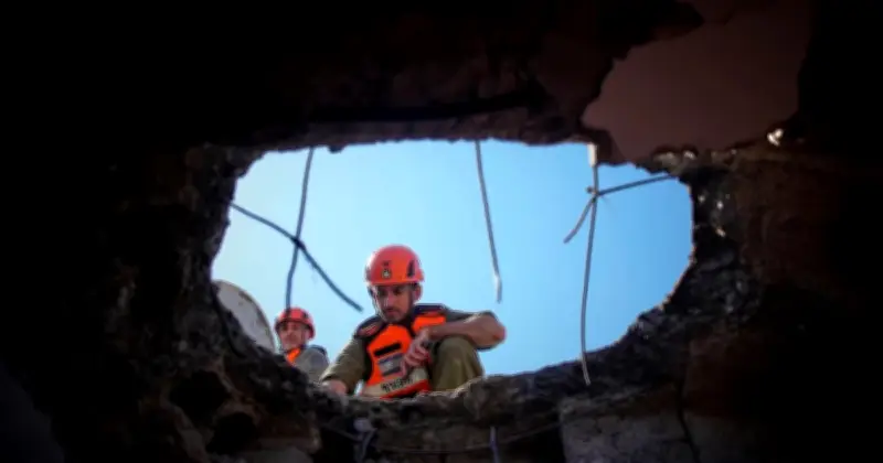 ইসরায়েলের লক্ষ্যে ইরানের দ্বিতীয় দফার ক্ষেপণাস্ত্র হামলা, উত্তেজনা বৃদ্ধি