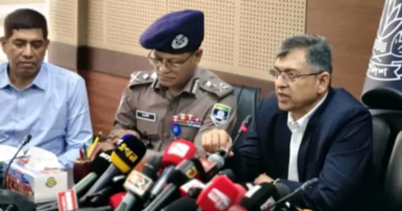 চাঁদাবাজ ও অস্ত্রধারী আসামিদের বিরুদ্ধে সারাদেশে সাঁড়াশি অভিযানের ঘোষণা স্বরাষ্ট্রমন্ত্রীর