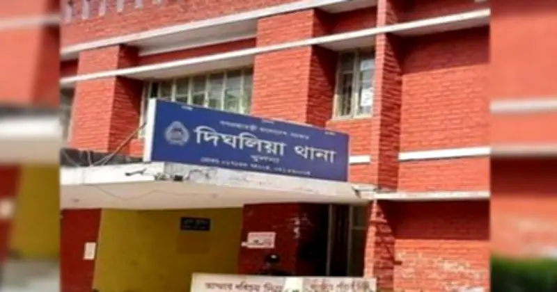 খুলনায় পরিত্যক্ত ট্যাংকে ২২ দিনের নবজাতকের মরদেহ উদ্ধার, পিতা গ্রেপ্তার