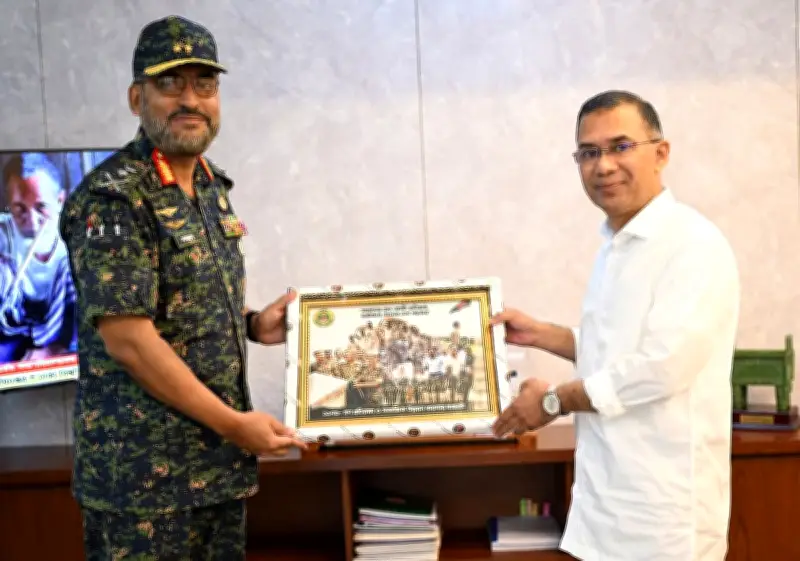 প্রধানমন্ত্রী তারেক রহমান আনসার-ভিডিপিকে সর্বোচ্চ প্রস্তুতি ও সেবামূলক কাজ অব্যাহত রাখার নির্দেশ দিয়েছেন