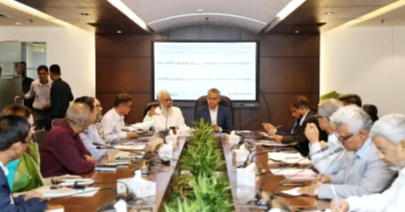 ঈদে নির্বিঘ্ন যাত্রার নির্দেশ, সড়ক অবরোধমুক্ত রাখতে মন্ত্রীর কঠোর নির্দেশনা