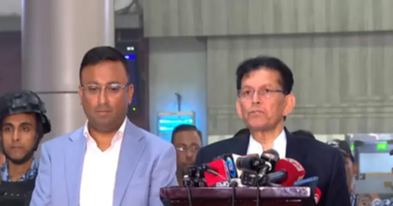 পররাষ্ট্রমন্ত্রী খলিলুর রহমানের দৃঢ় অবস্থান: দেশের স্বার্থ বিসর্জন দিয়ে যুক্তরাষ্ট্রের সঙ্গে কোনো চুক্তি হয়নি