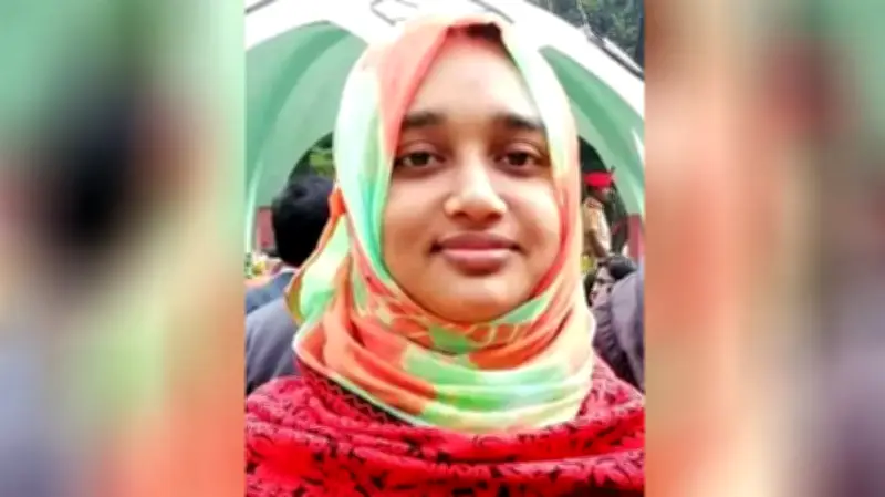 ইরানি জাহাজে সাবমেরিন হামলা, ১০০ জন নিখোঁজ; ইরানের পরবর্তী নেতা হত্যার লক্ষ্য: ইসরায়েল