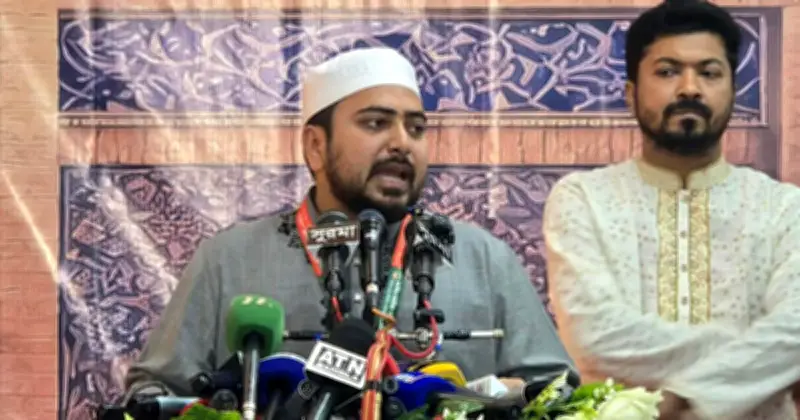 এনসিপি নেতা নাহিদ ইসলামের আহ্বান: আরেকটি লড়াইয়ের জন্য প্রস্তুত হও, দুদক-বাংলাদেশ ব্যাংকে দলীয়করণের অভিযোগ