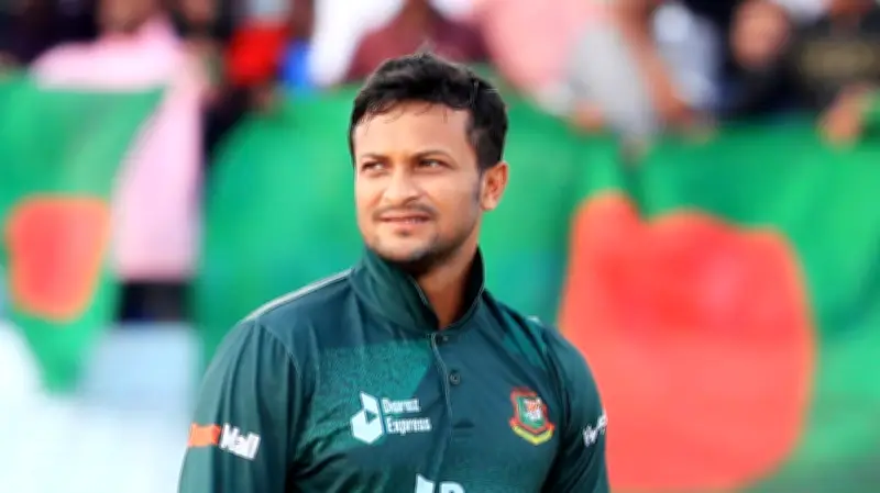 পাকিস্তান সিরিজে ফেরা হচ্ছে না সাকিব আল হাসানের, আইনি জটিলতা ও ফিটনেস চিন্তা