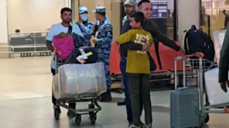 মধ্যপ্রাচ্য উত্তেজনায় আটকে পড়া বাংলাদেশিরা দেশে ফিরেছেন, রাজধানীর মার্কেট বন্ধ