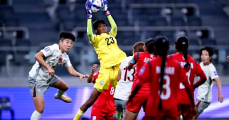 বাংলাদেশ কোচের তীব্র প্রতিবাদ: বাফুফের কর্মকর্তার চীন দল সম্পর্কে মন্তব্য 'আজেবাজে'