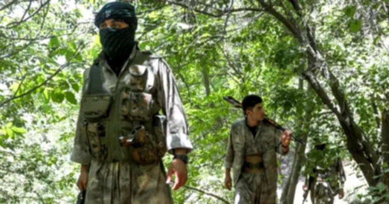 ইরানে যুদ্ধের ষষ্ঠ দিনে যুক্তরাষ্ট্র-ইসরায়েলের পাশে নামলো কুর্দি যোদ্ধারা