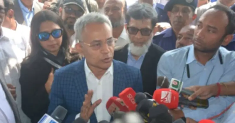 ঈদে অতিরিক্ত ভাড়া নিলে বাসের রুট পারমিট বাতিলের হুমকি মন্ত্রীর