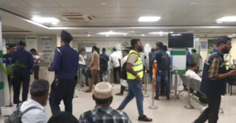 বাগেরহাটে পূবালী ব্যাংকের লকার থেকে ২০০ ভরি স্বর্ণালঙ্কার গায়েব, পুলিশের তদন্ত চলছে