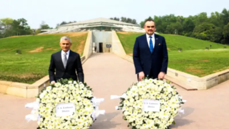 পল কাপুরের সংসদ ভবন পরিদর্শন ও ইরান-ইসরায়েল সংঘাতের ষষ্ঠ দিনে হামলা