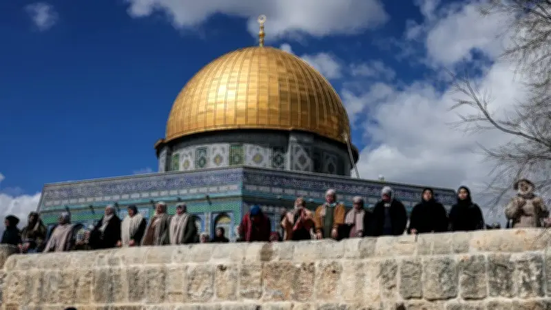 ইসরায়েলের আল আকসা নিষেধাজ্ঞা, ইরাকে বাংলাদেশি মৃত্যু ও কাপুরের ঢাকা সফর