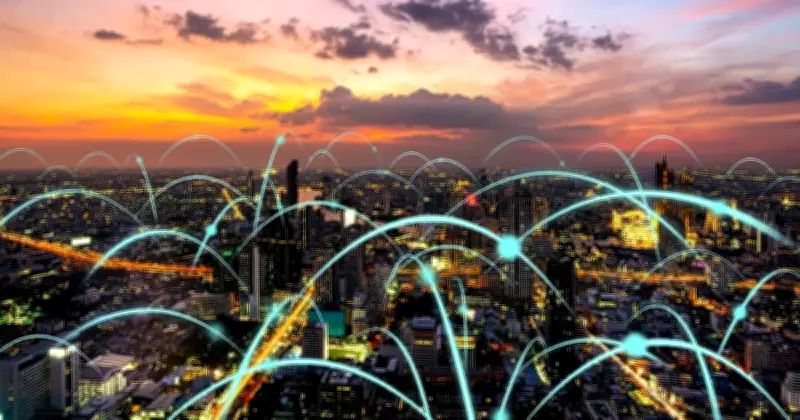 ডিজিটাল যুগে সামাজিক বিবর্তন: নতুন 'উৎপাদনের মাধ্যম' ও 'ডিজিটাল প্রলেতারিয়েত'