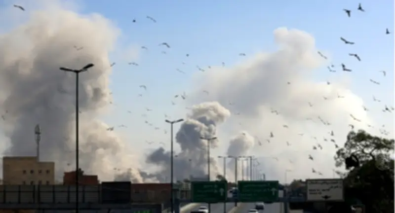 বাংলাদেশে অনলাইন শিক্ষার নতুন সম্ভাবনা: ডিজিটাল প্ল্যাটফর্মে শিক্ষার্থীদের অংশগ্রহণ বাড়ছে