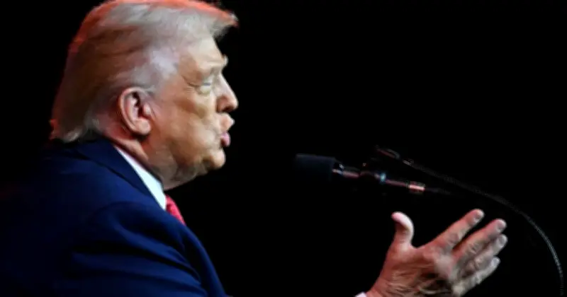 ট্রাম্পের মন্তব্য: ইরানে স্থল সেনা পাঠানো 'সময়ের অপচয়', নেতৃত্ব পরিবর্তন চান