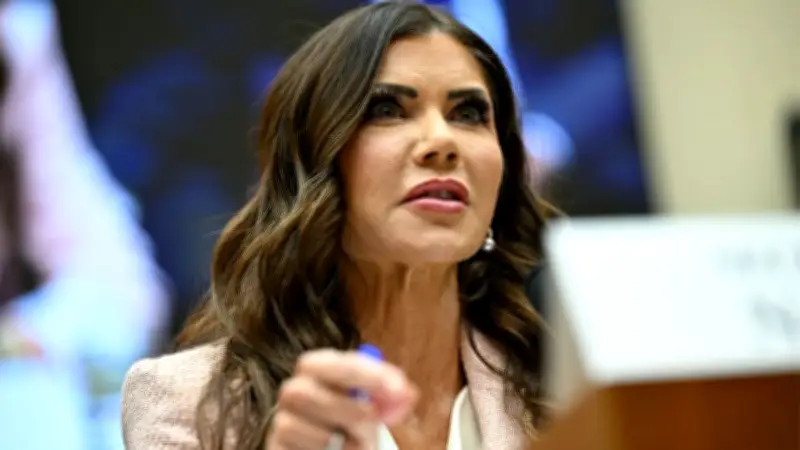 বায়তুল মোকাররমে জামায়াতের বিক্ষোভ, গৌরীপুরে ইয়াবা গ্রেফতার, ইবি শিক্ষিকা হত্যা ও কৃষি কার্ড কর্মসূচি