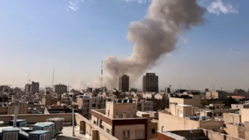 ইরান-ইসরায়েল সংঘাতে মৃতের সংখ্যা ১,৩৩২; বাংলাদেশি গ্রেপ্তার, সোনারগাঁওয়ে উচ্ছেদ ও গ্রেফতার