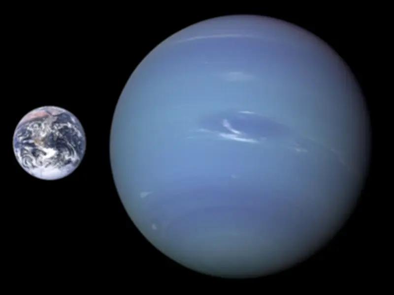 নেপচুন বনাম পৃথিবী: আকার, ভূগোল ও পরিবেশের তুলনামূলক বিশ্লেষণ