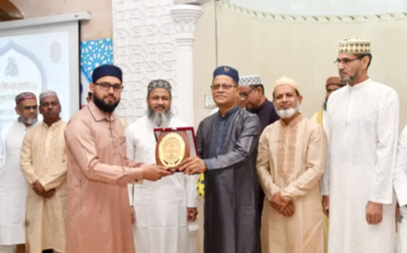 পুলিশ সদস্যদের নৈতিকতা ও সদাচরণ গড়ে তোলার আহ্বান আইজিপির