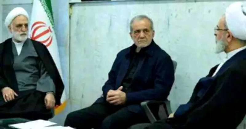 ইরানের প্রেসিডেন্ট পেজেশকিয়ান: যুদ্ধ বন্ধে মধ্যস্থতা চলছে, তবে দায়ীদের জবাবদিহি করতে হবে