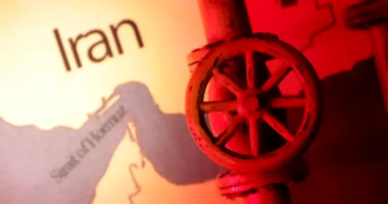 হরমুজ প্রণালীতে জাহাজ চলাচল নিশ্চিতে চীন-ইরান আলোচনা, বৈশ্বিক জ্বালানি সরবরাহে উদ্বেগ