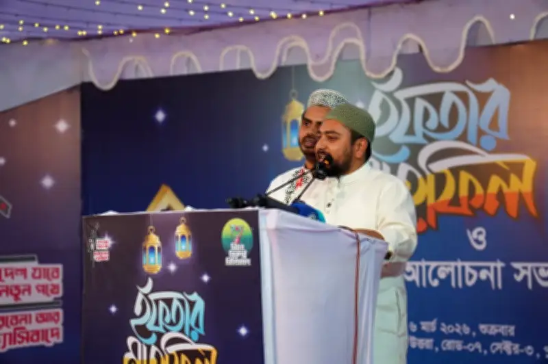 এনসিপি নেতা নাহিদ ইসলামের বক্তব্য: 'জয় বাংলা' থেকে 'জিন্দাবাদ', কিন্তু মানুষের ভাগ্যের পরিবর্তন নেই