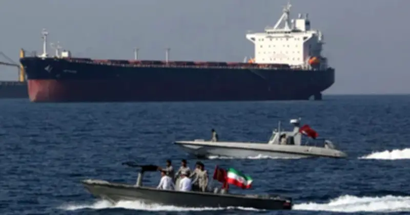 ইরানের হরমুজ প্রণালি বন্ধের পরিকল্পনা নেই, তবে ইসরায়েল-মার্কিন জাহাজ লক্ষ্যবস্তু হতে পারে