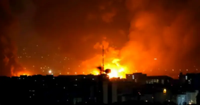 ইরানের বিরুদ্ধে ইসরায়েল-মার্কিন হামলা সপ্তম দিনে, বিমানবন্দরে বিস্ফোরণ