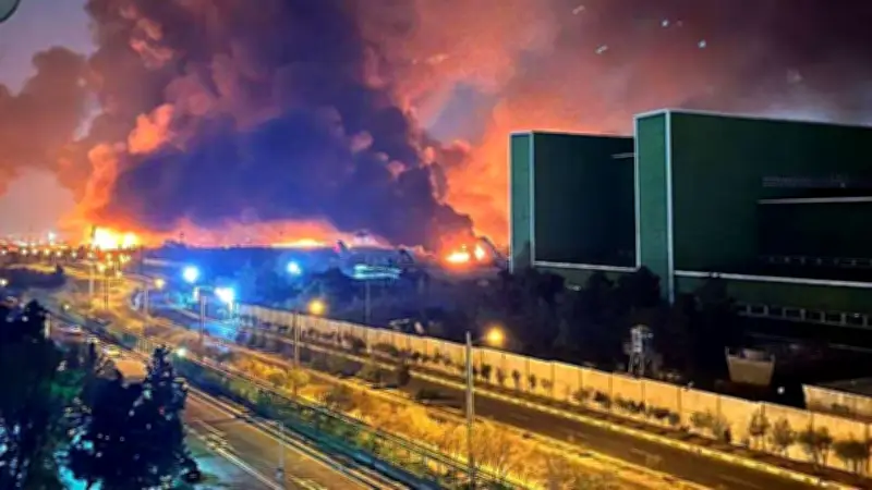 ইরানের বিমানবন্দরে হামলা, উড়োজাহাজে আগুন; ইসরায়েল বিরোধে মধ্যস্থতার উদ্যোগ