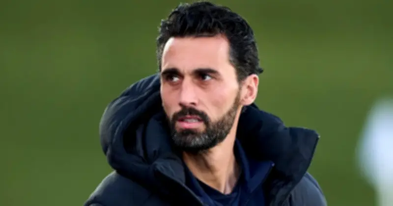 রিয়াল মাদ্রিদ কোচ আরবেলোয়ার কঠোর হুঁশিয়ারি: লিগের বাকি ম্যাচগুলো 'একেকটি যুদ্ধ'