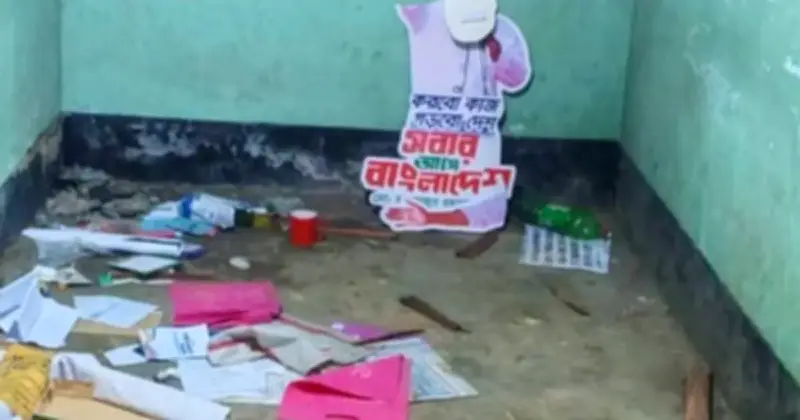 রাজশাহীর পুঠিয়ায় সংঘর্ষে দুজন গুরুতর আহত, ভাঙচুর ও অগ্নিসংযোগের ঘটনা