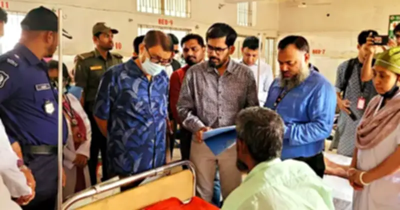 স্বাস্থ্যমন্ত্রীর অভিযান: পলাশ হাসপাতালে ডাক্তারদের উপস্থিতি নিয়ে উদ্বেগ