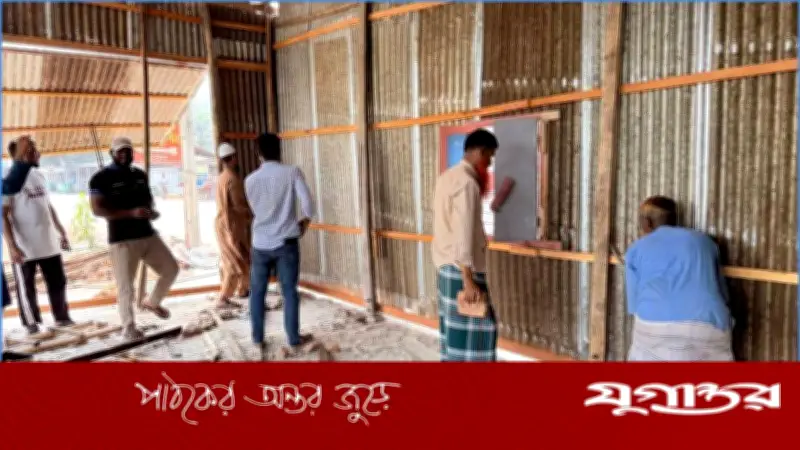 যুগান্তরের সংবাদ প্রকাশের পর ফরিদপুরে বিএনপি নেতার অবৈধ দোকানঘর উচ্ছেদ