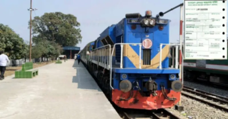 ঈদে ট্রেন যাত্রা: আজ থেকে শুরু হচ্ছে ১৮ মার্চের অগ্রিম টিকিট বিক্রি