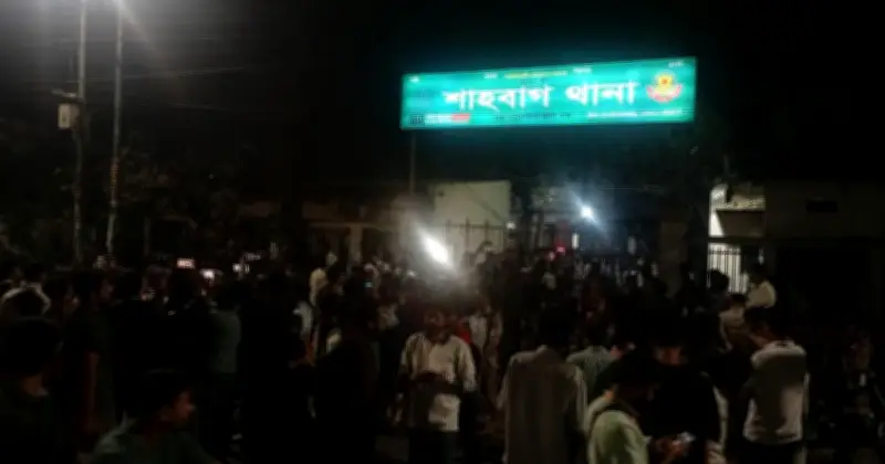 শাহবাগে বঙ্গবন্ধুর ৭ই মার্চের ভাষণ বাজানো নিয়ে সংঘর্ষ, ছাত্রলীগ নেতা মারধর